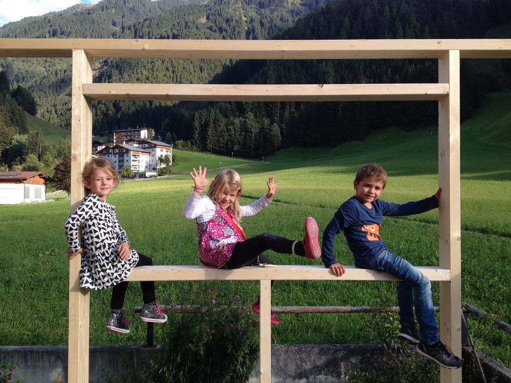 Ferienwohnung Landhaus Kumbichl Mayrhofen Zimmer foto