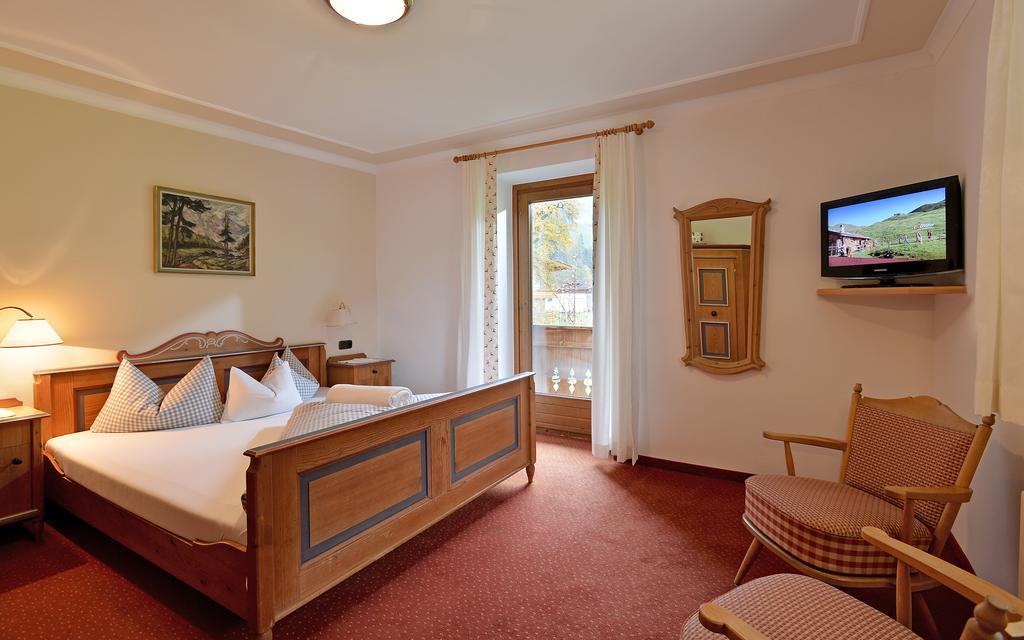Landhaus Kumbichl Mayrhofen Zimmer foto